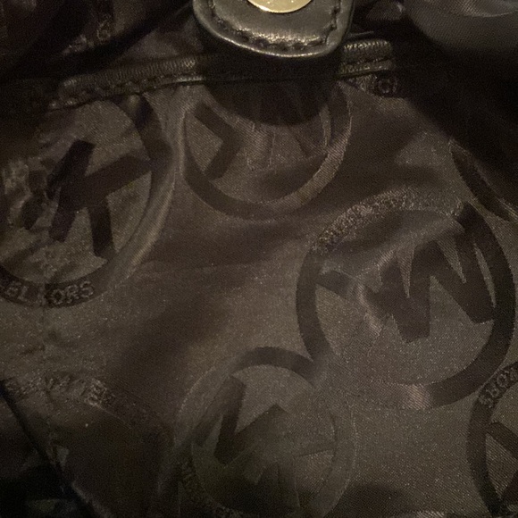 MICHAEL KORS HOBO - Picture 3 of 3